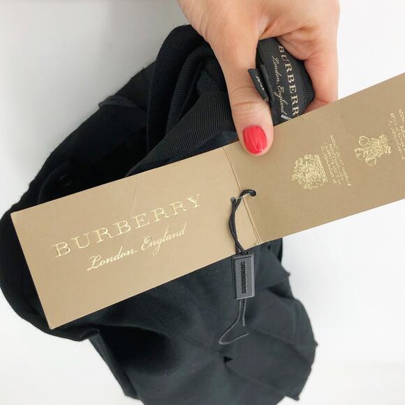 BURBERRY Women's Asymmetrical A-line Skirt Size 2 Black Knee Length Pleated NWT - Picture 13 of 13